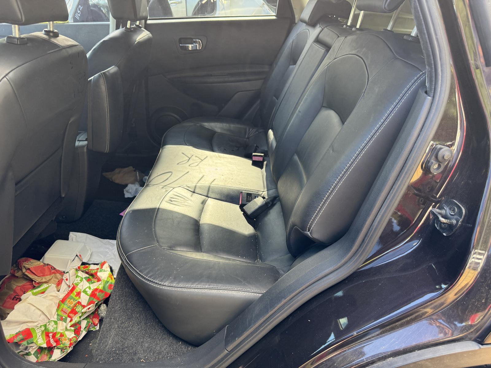 View Auto part 2nd Seat (Rear Seat) NISSAN DUALIS 2011