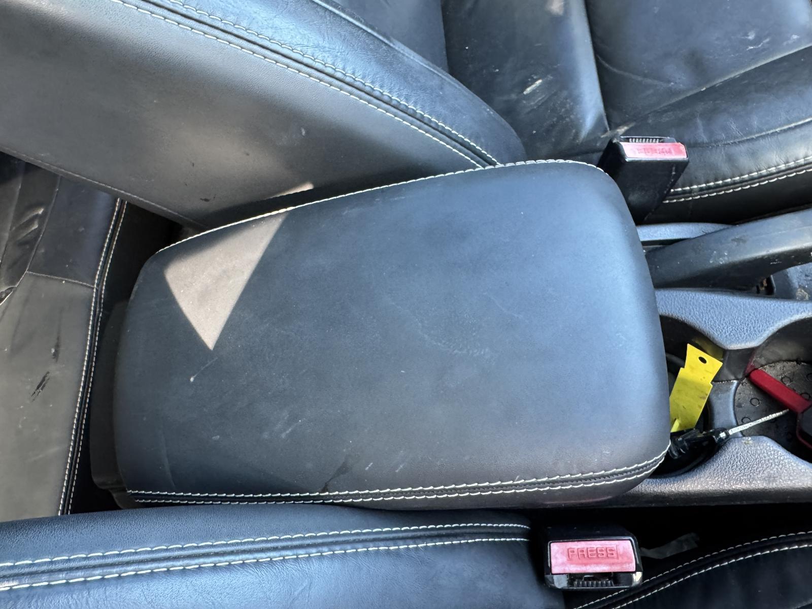 View Auto part Console NISSAN DUALIS 2011