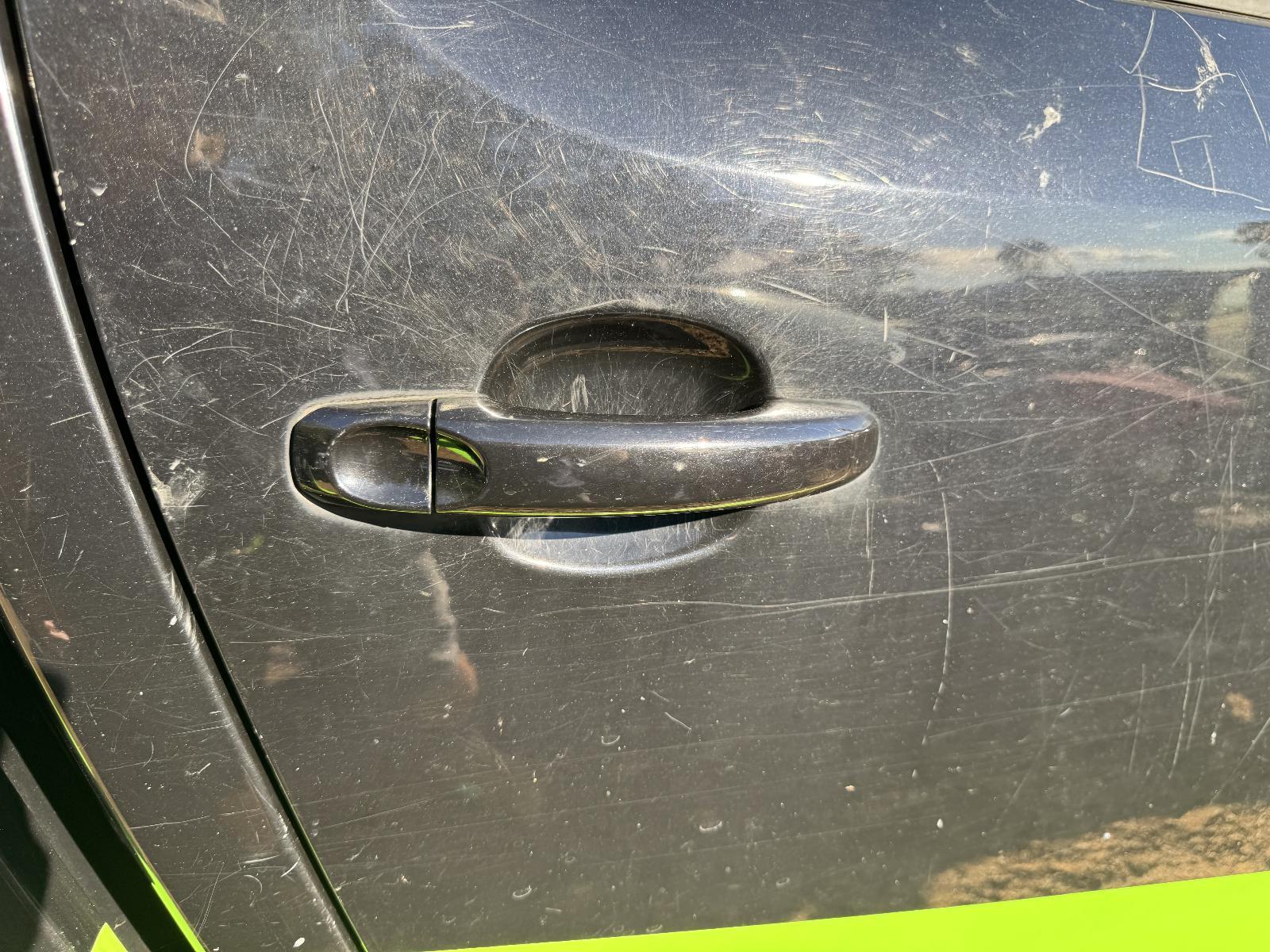 View Auto part Door Handle VOLKSWAGEN AMAROK 2011