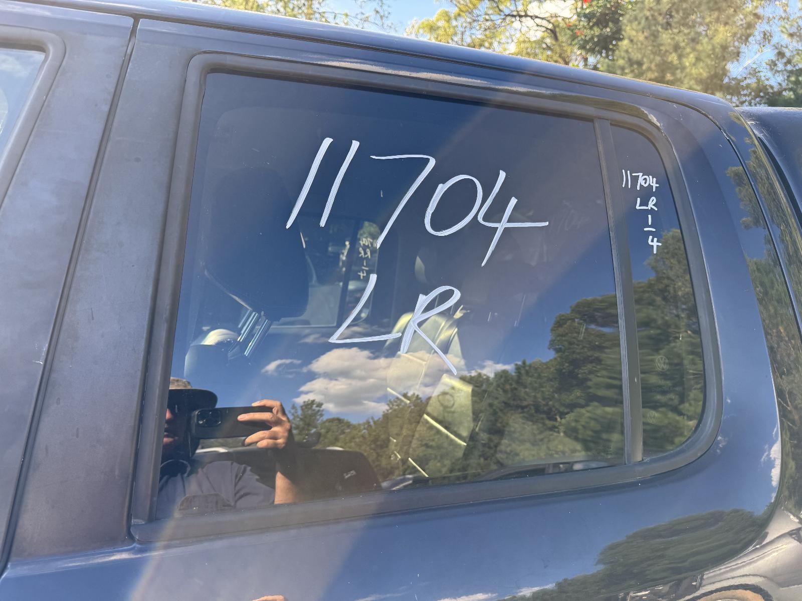View Auto part Left Rear Door Window VOLKSWAGEN AMAROK 2011