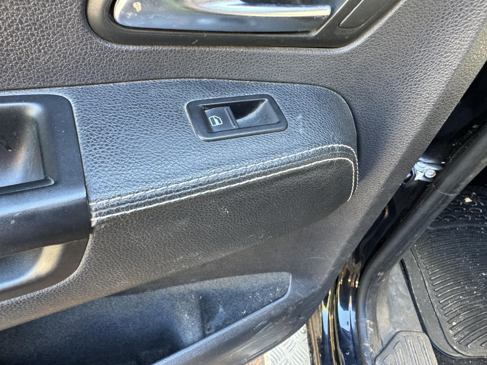 View Auto part Pwr Dr Wind Switch VOLKSWAGEN AMAROK 2011