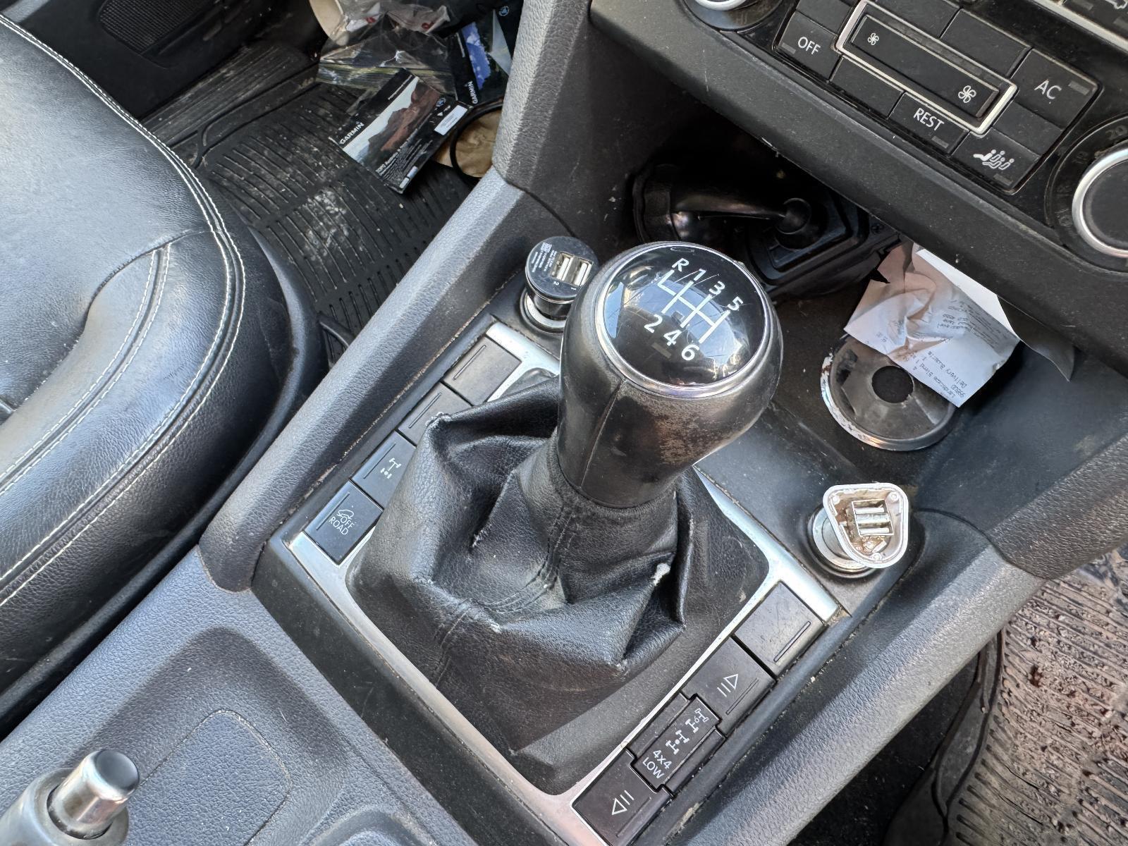 View Auto part Misc Switch/Relay VOLKSWAGEN AMAROK 2011