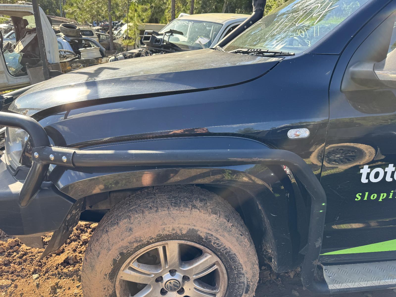 View Auto part Left Guard VOLKSWAGEN AMAROK 2011