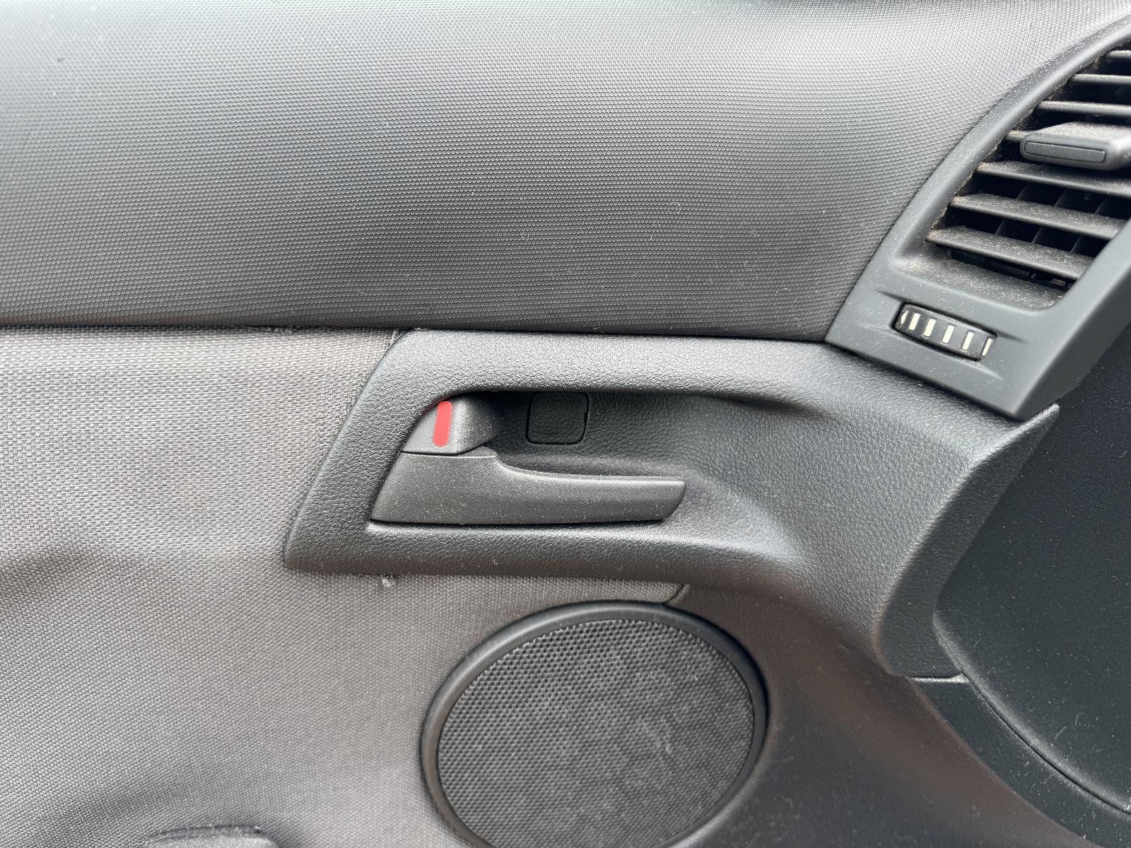 View Auto part Door Handle HOLDEN COMMODORE 2008