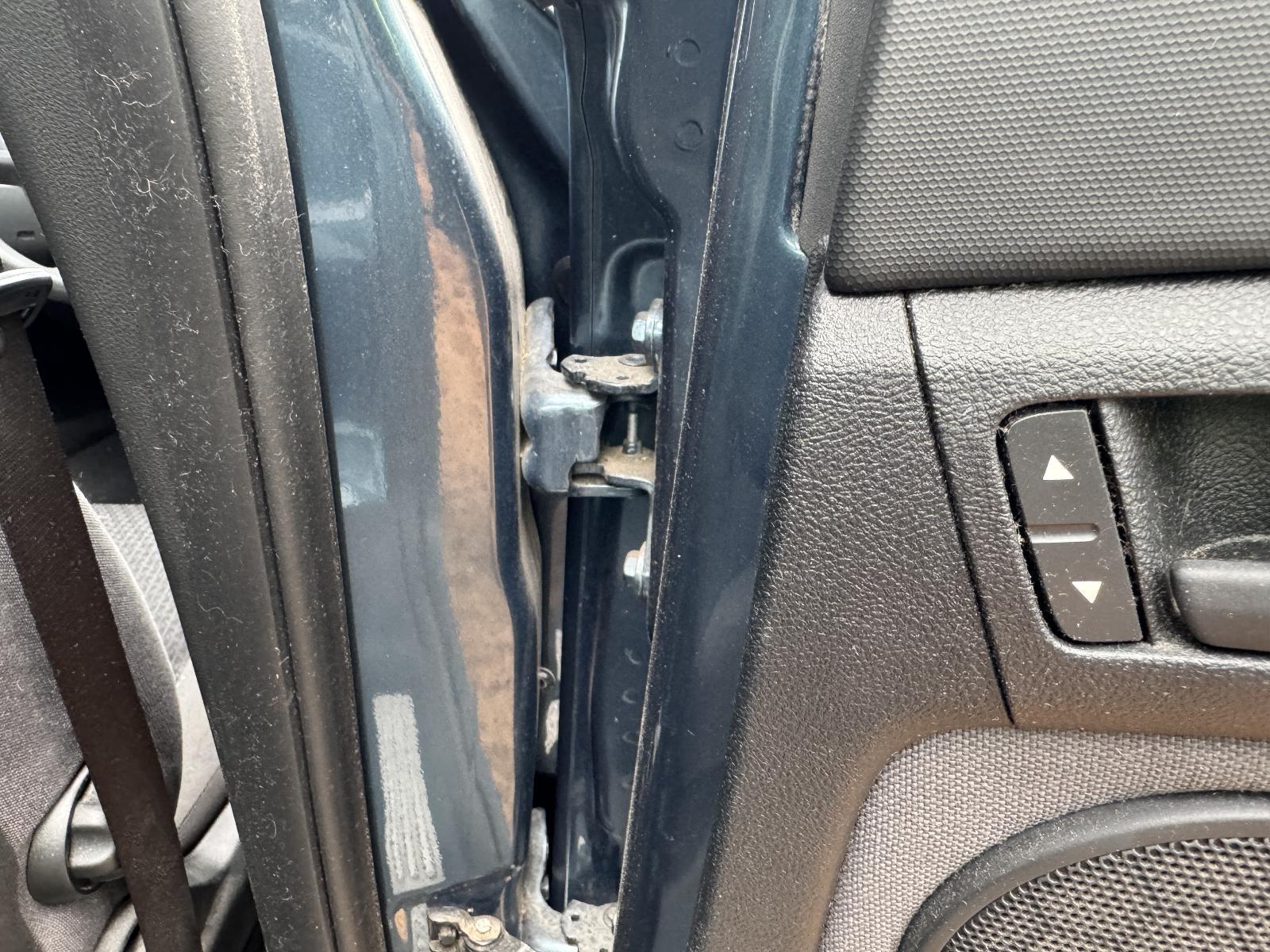 View Auto part Pwr Dr Wind Switch HOLDEN COMMODORE 2008