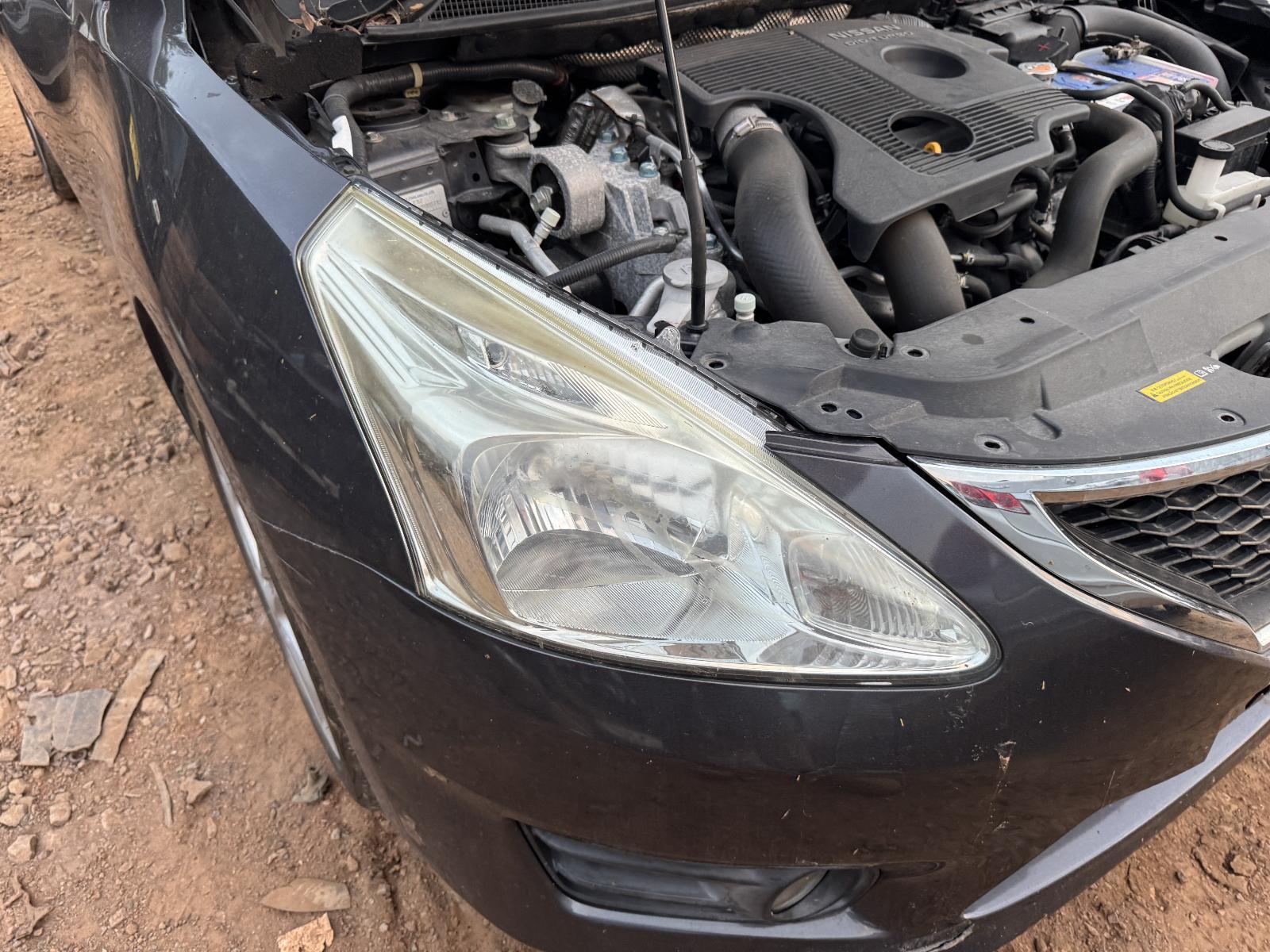 View Auto part Right Headlamp NISSAN PULSAR 2013