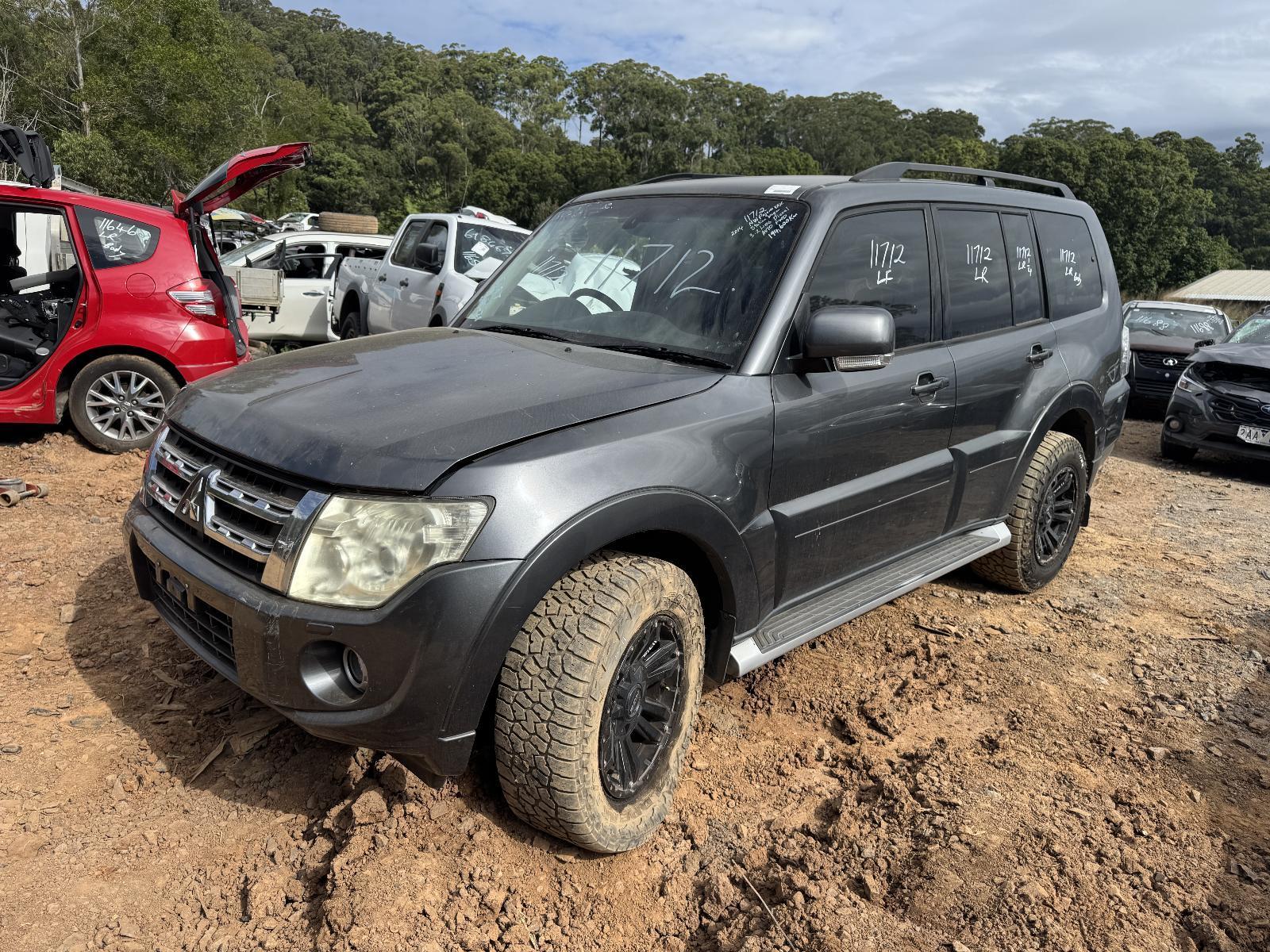 View Auto part Caliper MITSUBISHI PAJERO 2014