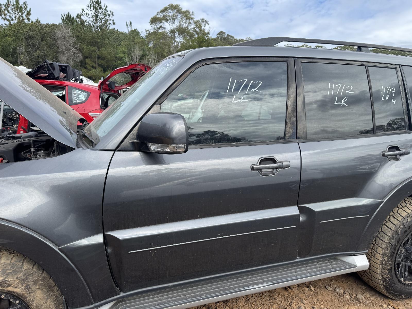 View Auto part Left Front Door MITSUBISHI PAJERO 2014