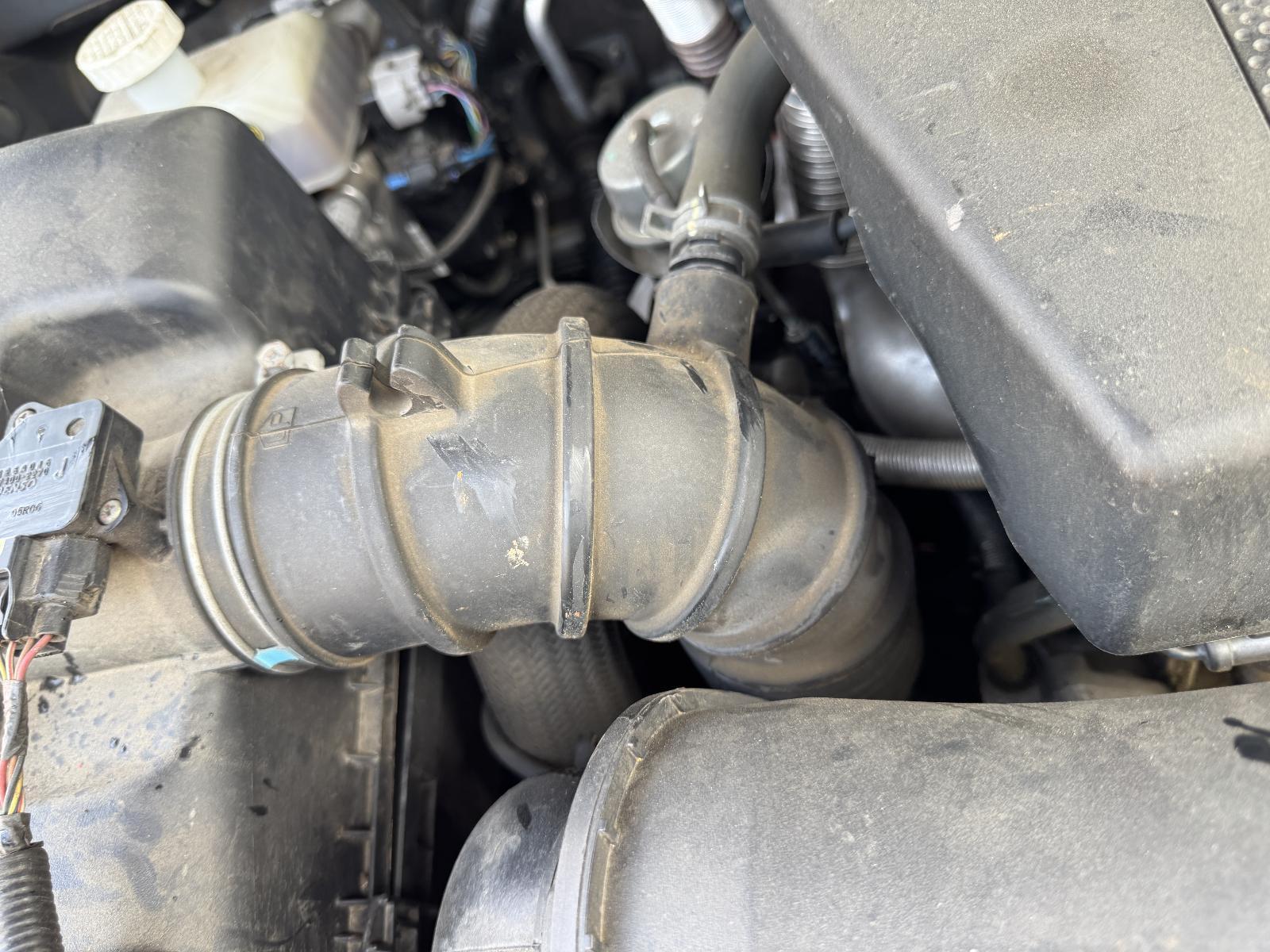 View Auto part Air Cleaner Duct/Hos MITSUBISHI PAJERO 2014