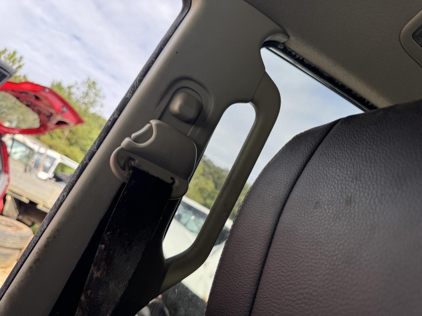 View Auto part Grab Handle MITSUBISHI PAJERO 2014