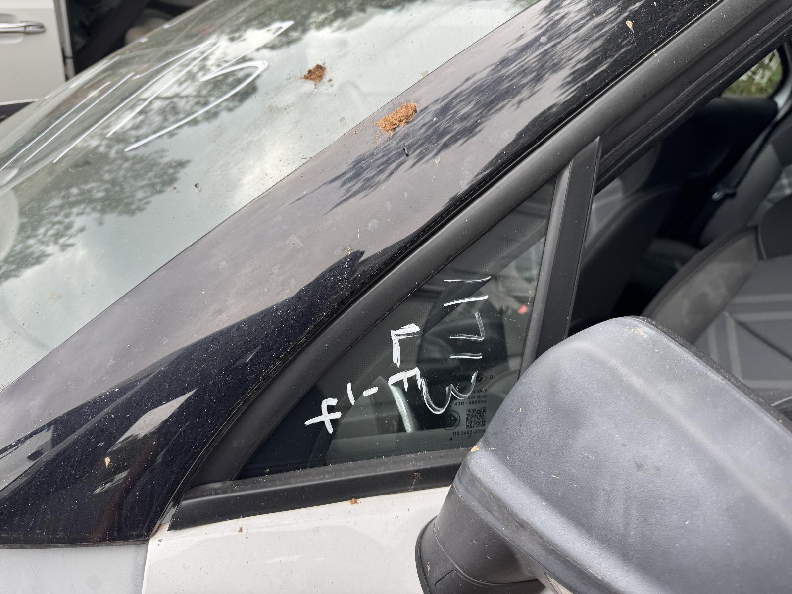 View Auto part Left Front 1/4 Door Glass MG MG3 2022
