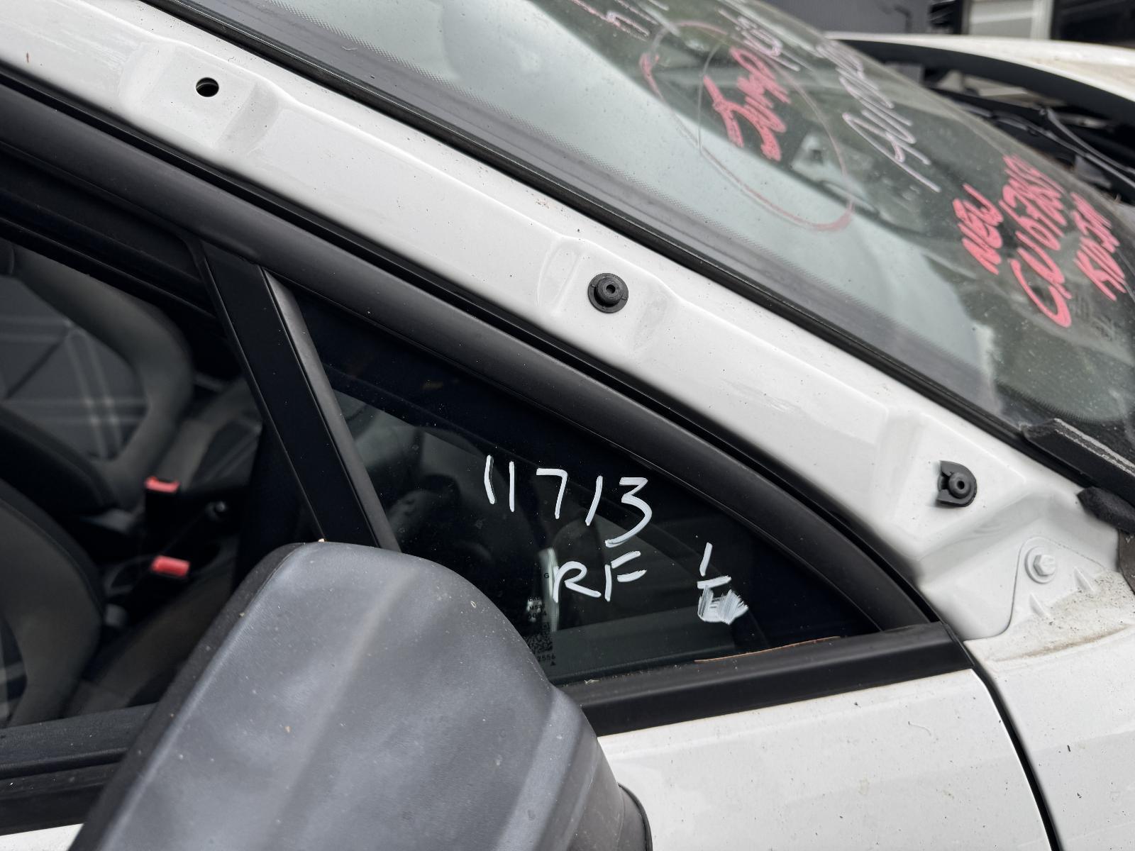 View Auto part Right Front 1/4 Door Glass MG MG3 2022