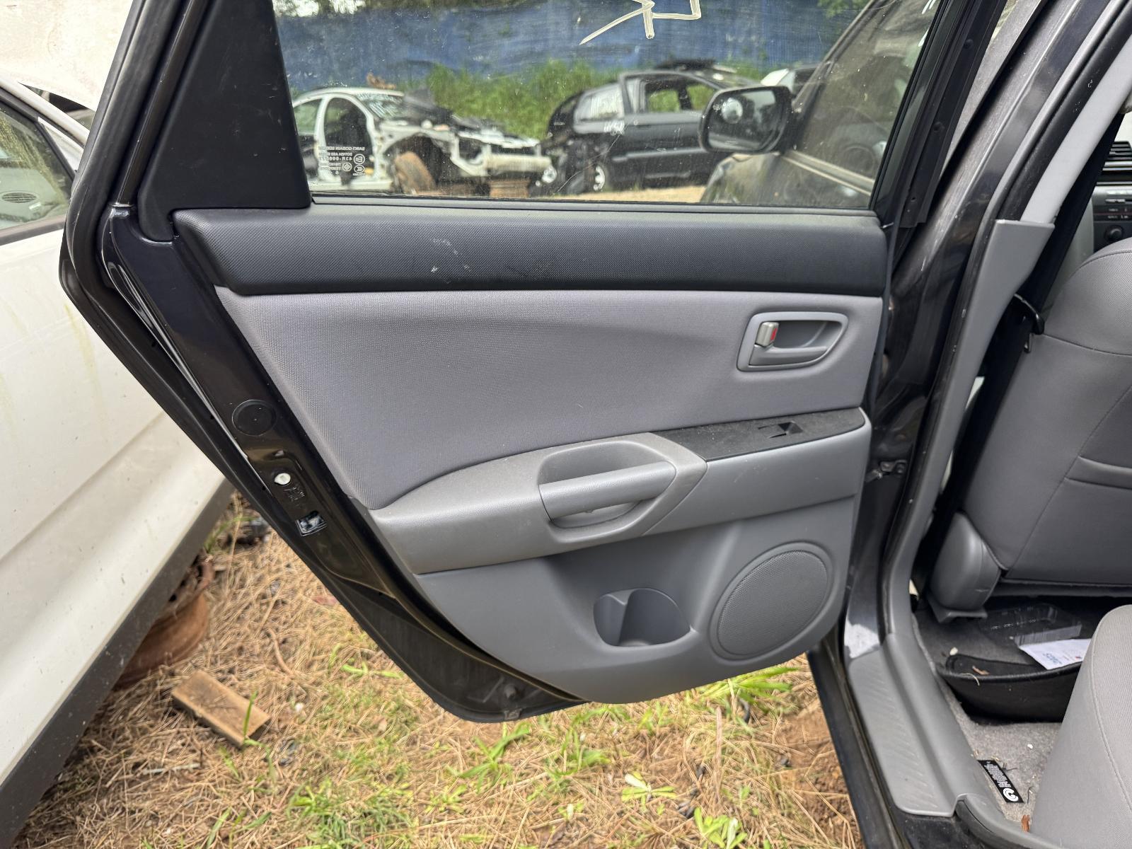 View Auto part Left Rear Wnd Reg/Motor MAZDA 3 2006