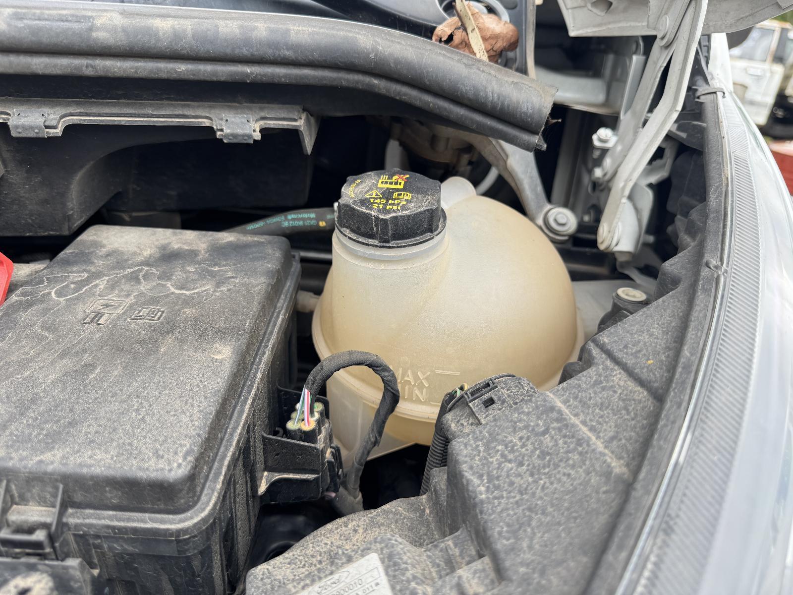 View Auto part Overflow Bottle FORD TRANSIT CUSTOM 2018
