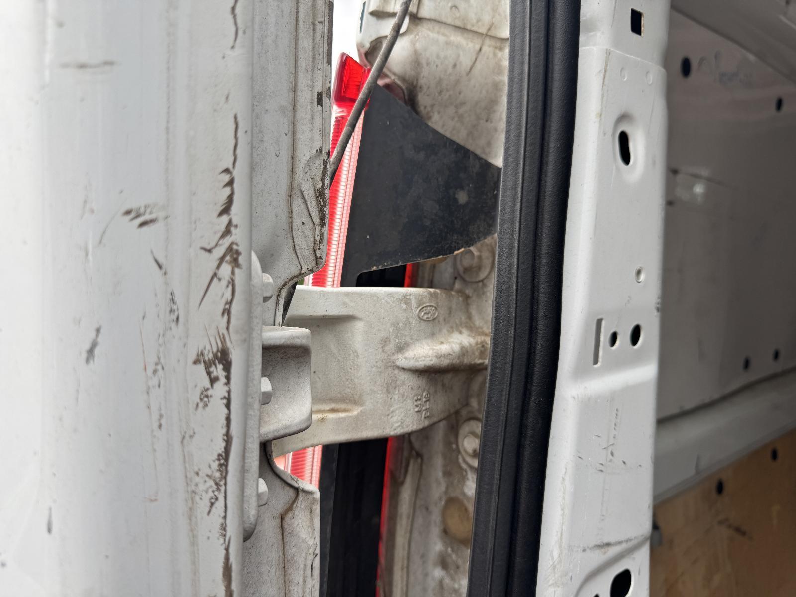 View Auto part Bootlid/Tgate Hinge FORD TRANSIT CUSTOM 2018