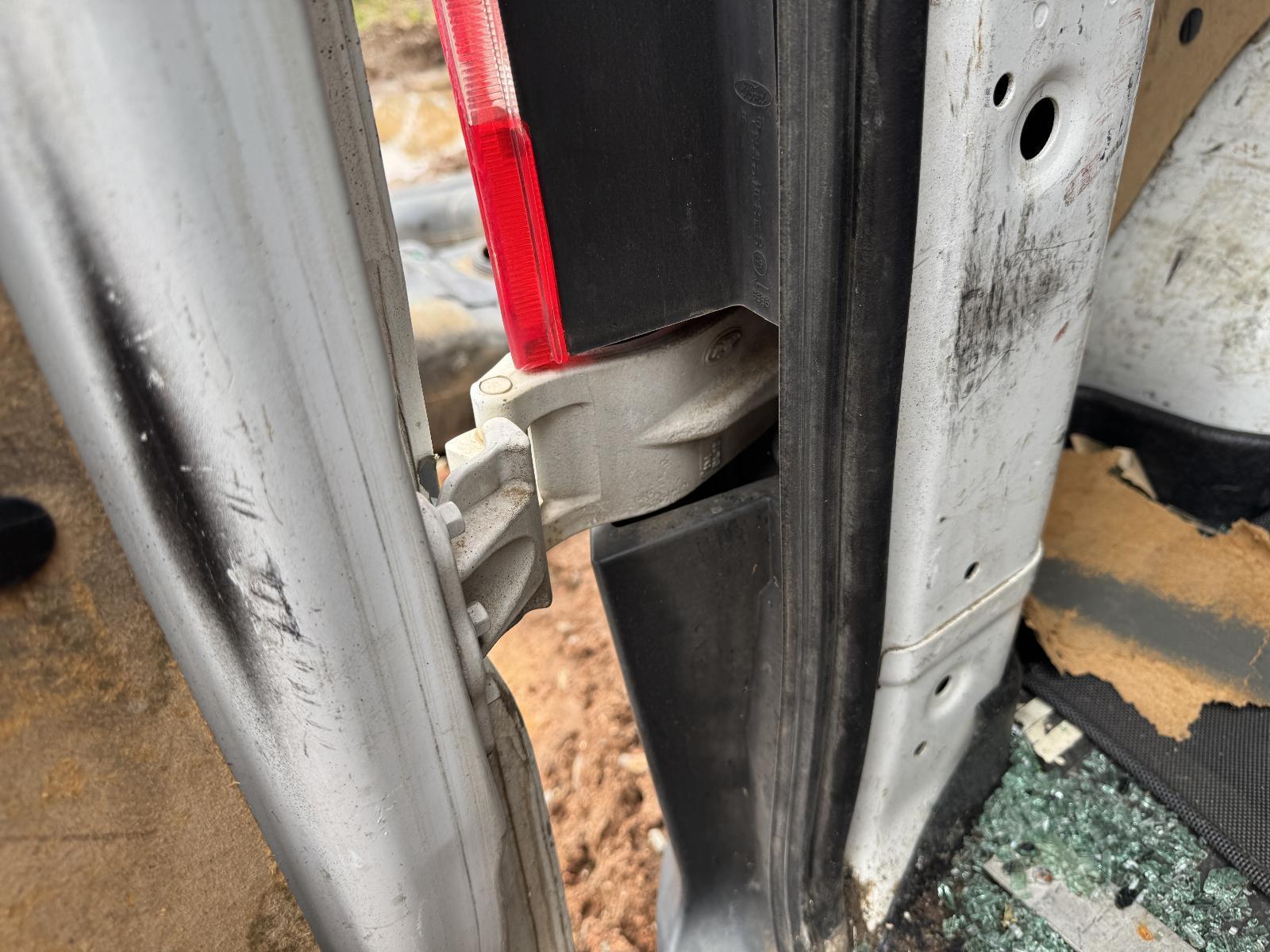 View Auto part Bootlid/Tgate Hinge FORD TRANSIT CUSTOM 2018