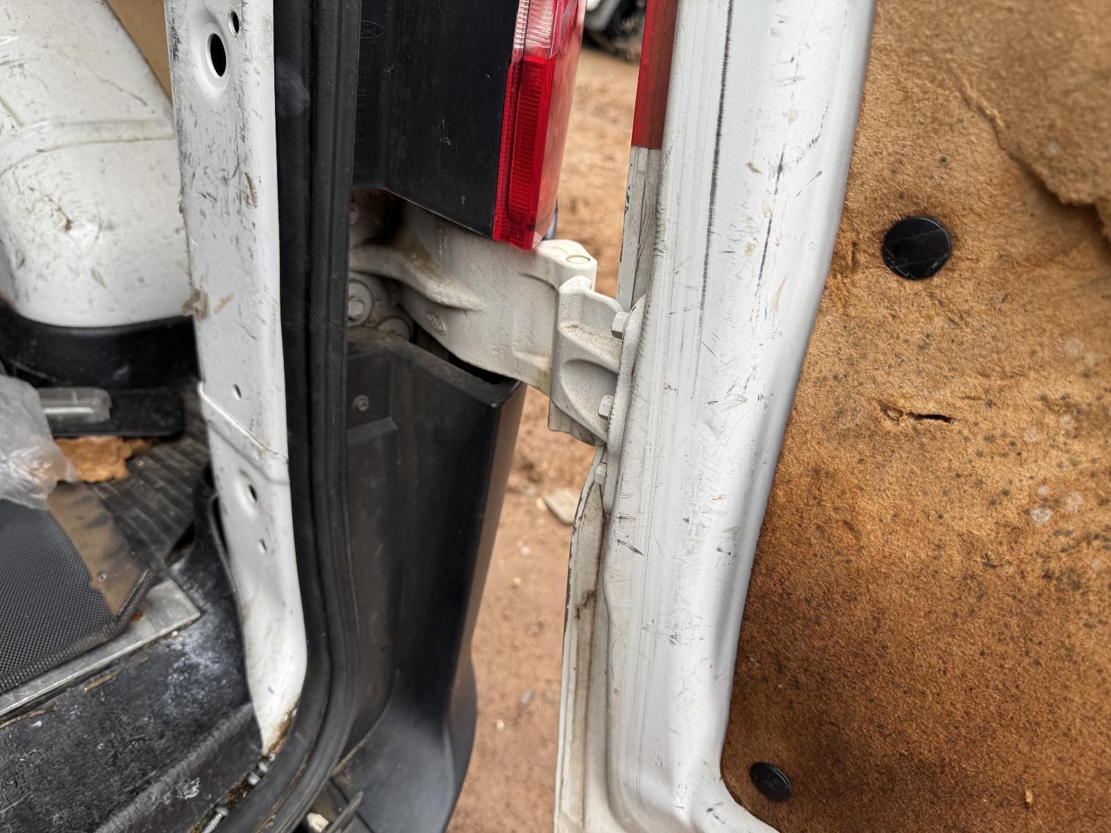 View Auto part Bootlid/Tgate Hinge FORD TRANSIT CUSTOM 2018