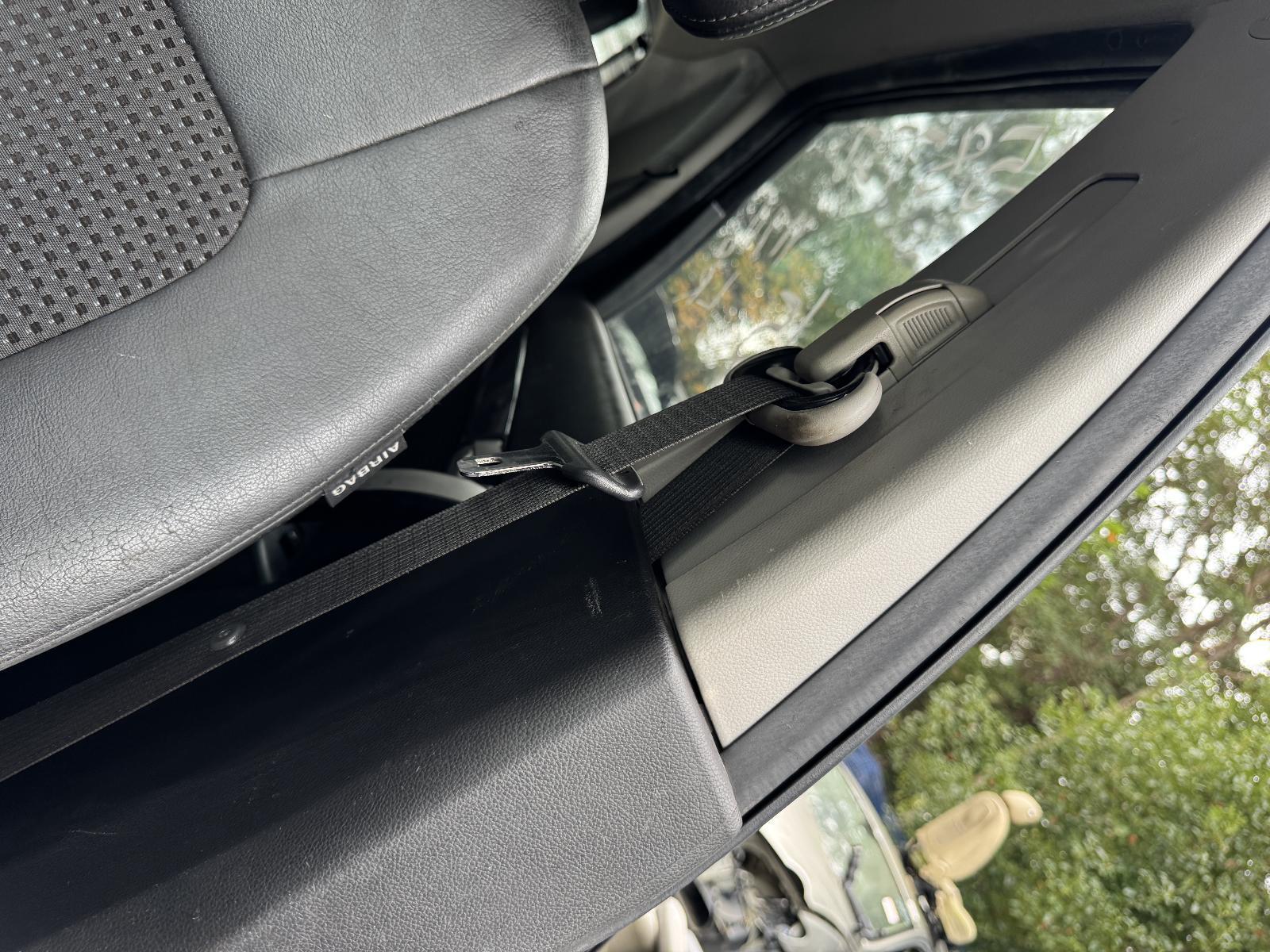 View Auto part Seatbelt/Stalk HOLDEN CAPTIVA 2012