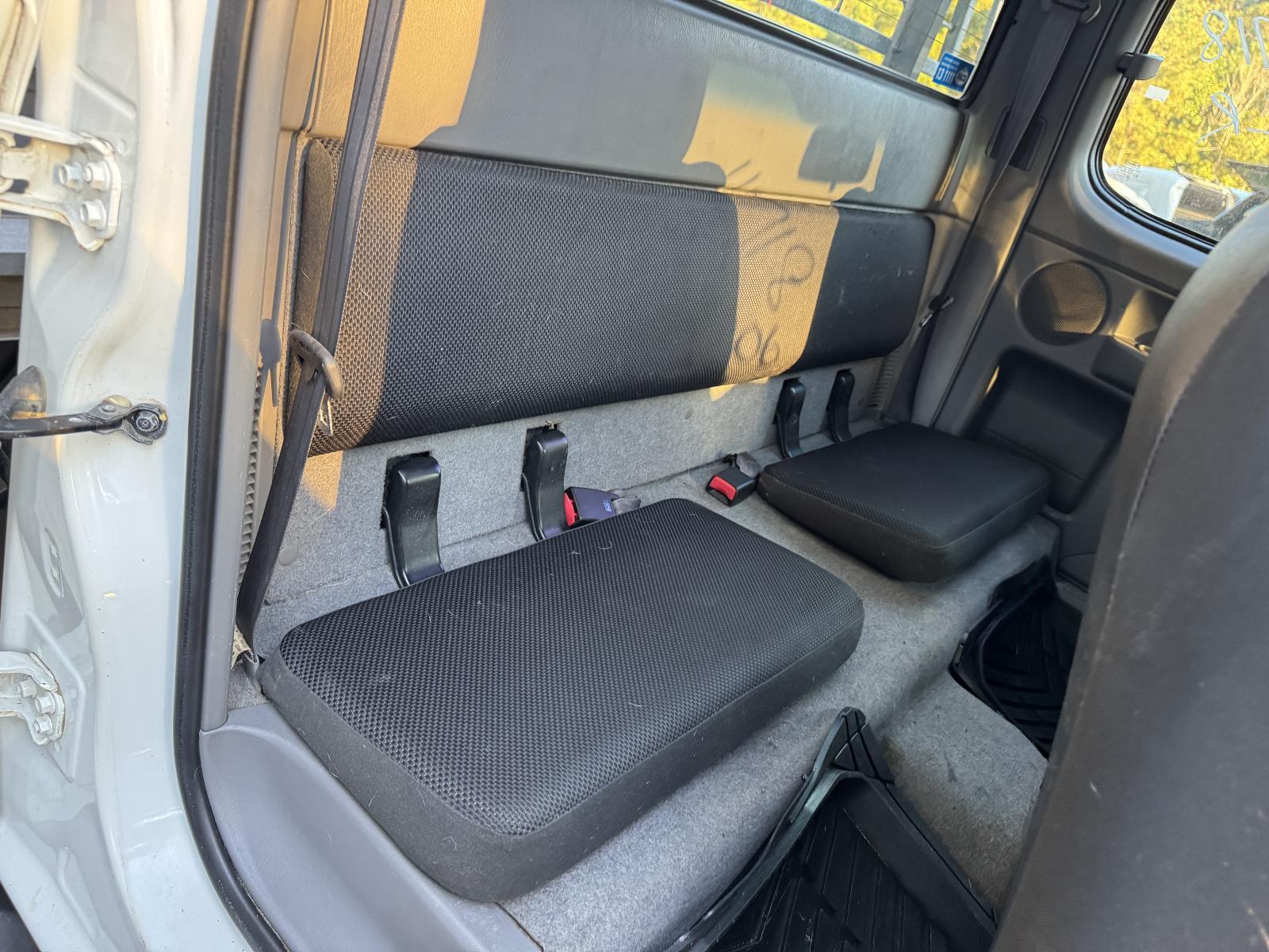 View Auto part 2nd Seat (Rear Seat) MAZDA BT50 2011