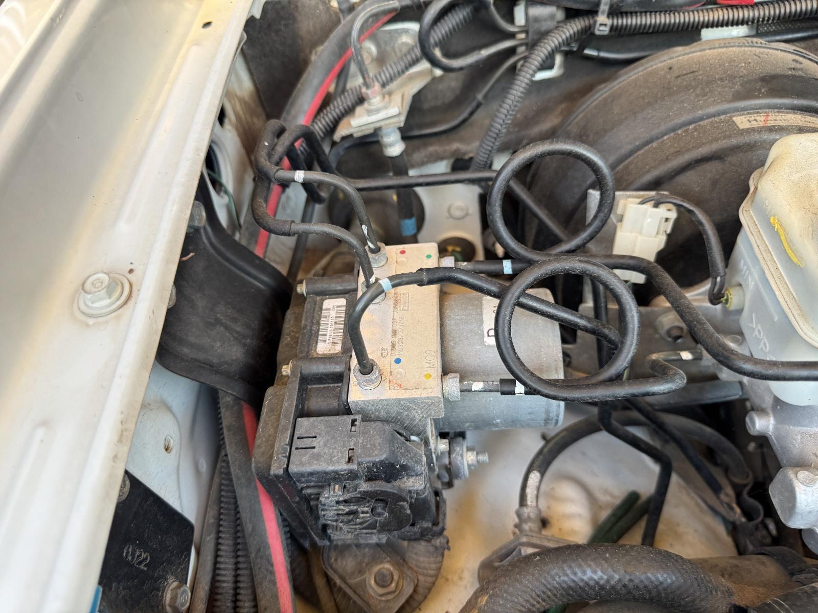 View Auto part Abs Pump/Modulator MAZDA BT50 2011