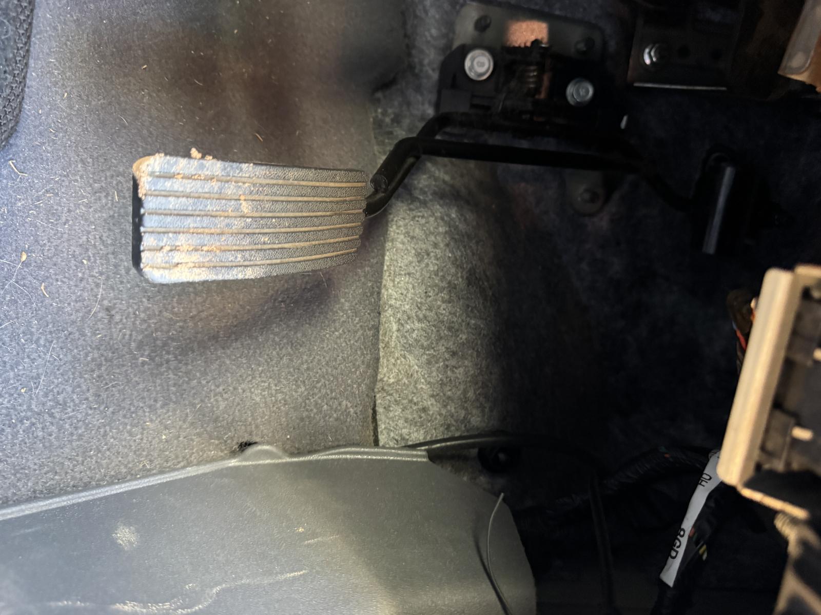 View Auto part Pedal Assembly KIA RIO 2010