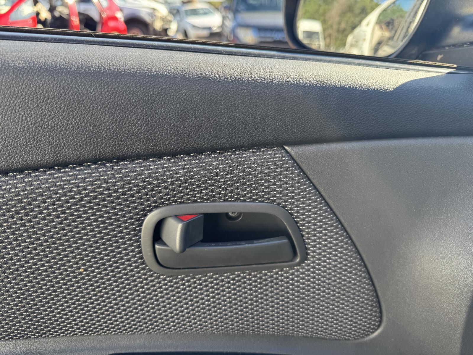 View Auto part Door Handle KIA RIO 2010