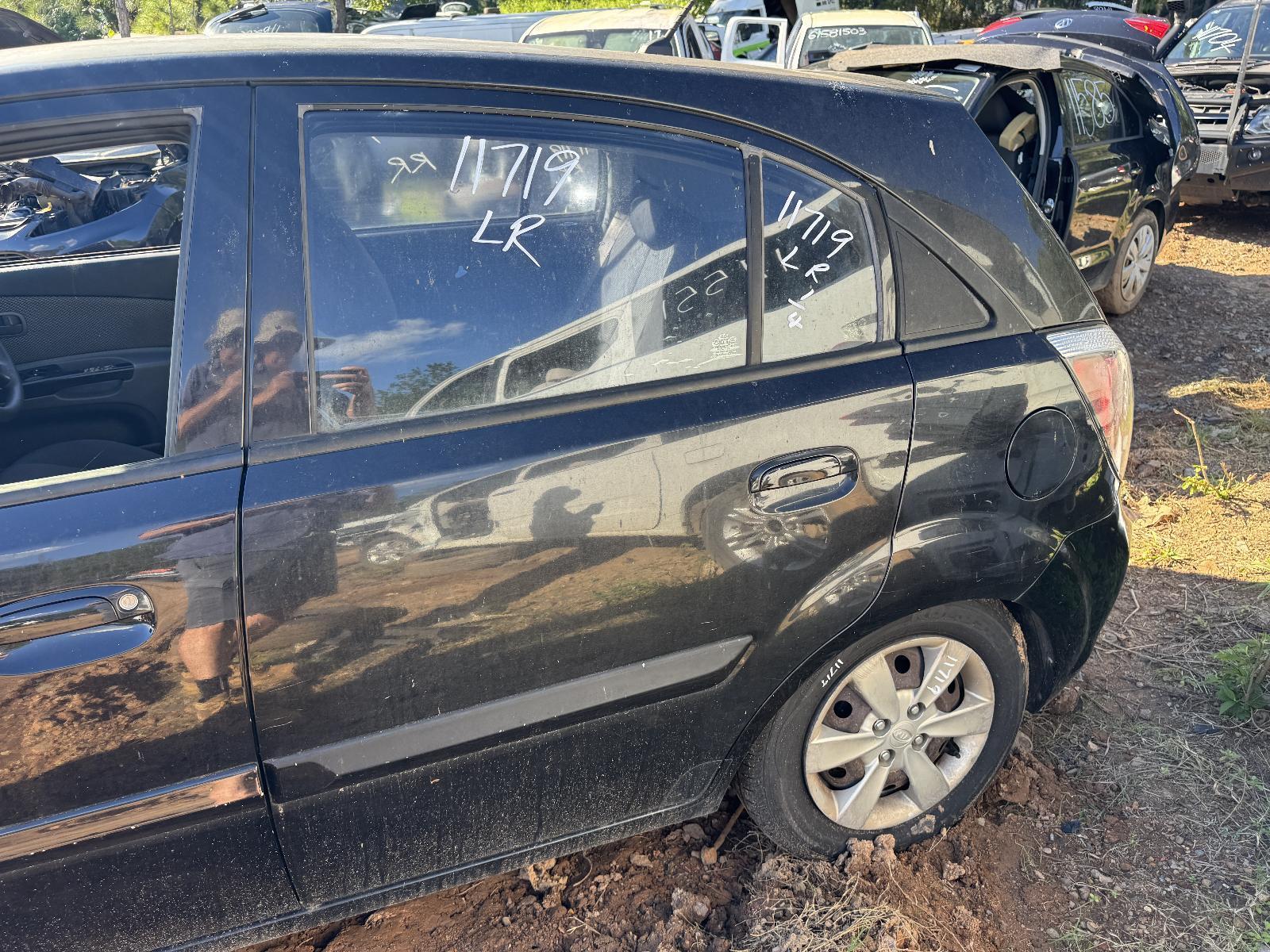 View Auto part Left Rear Door/Sliding KIA RIO 2010