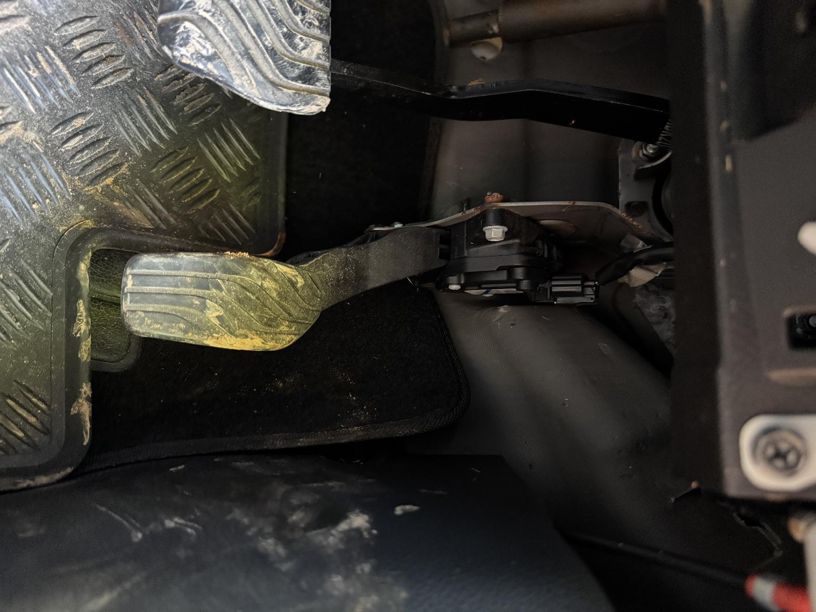View Auto part Pedal Assembly NISSAN QASHQAI 2015