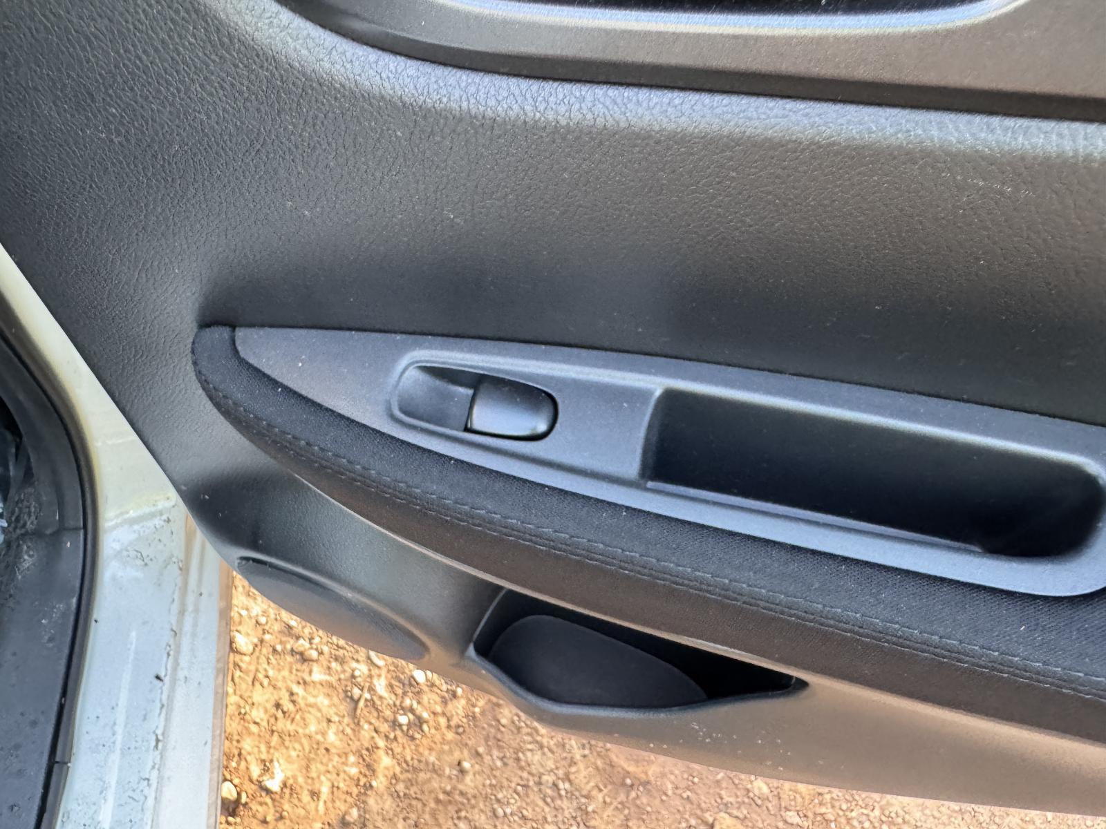 View Auto part Pwr Dr Wind Switch NISSAN QASHQAI 2015