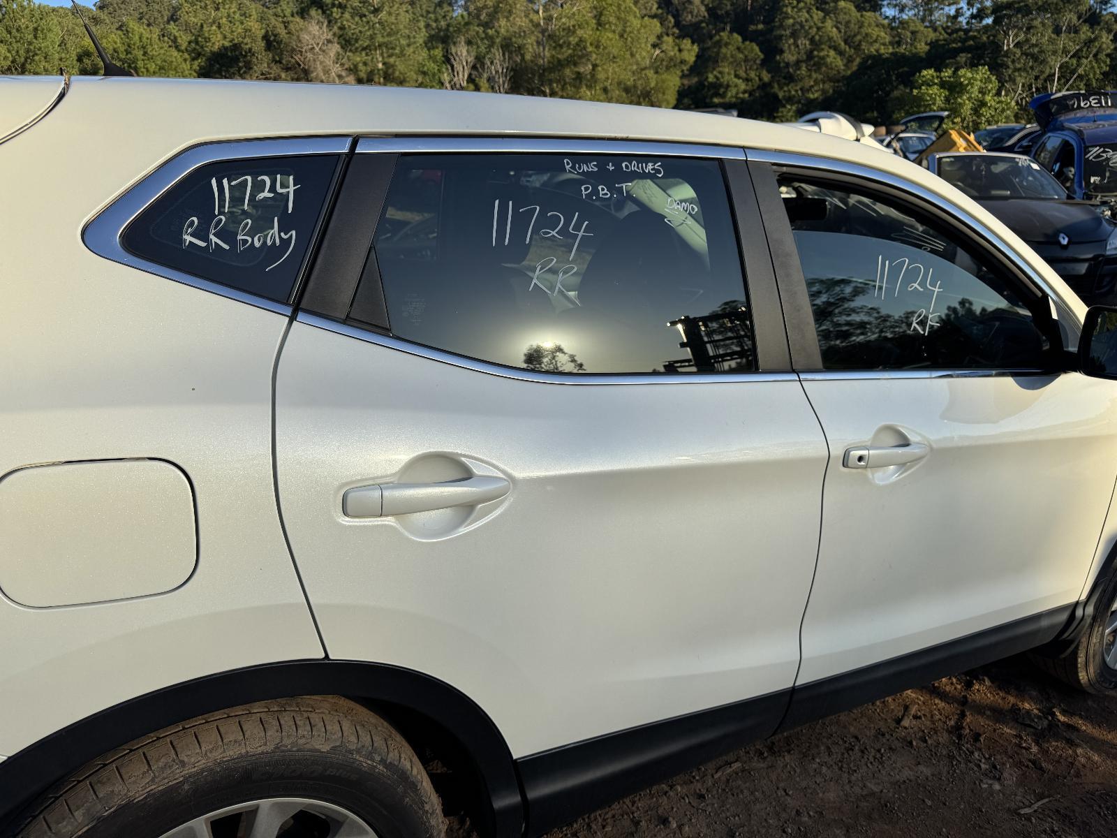 View Auto part RIGHT_REAR_DOOR_SLIDING NISSAN QASHQAI 2015