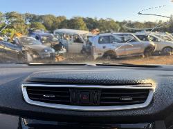 View Auto part Misc Switch/Relay Nissan Qashqai 2015