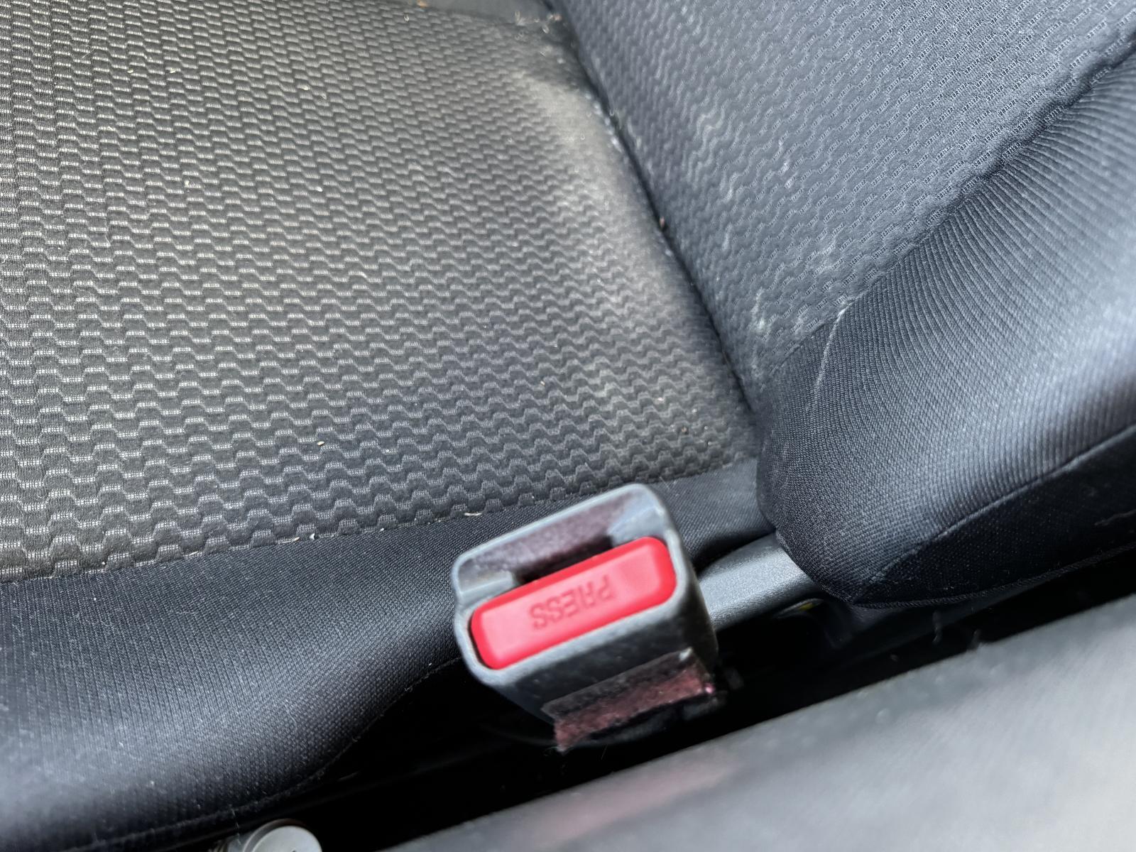View Auto part Seatbelt/Stalk NISSAN QASHQAI 2015
