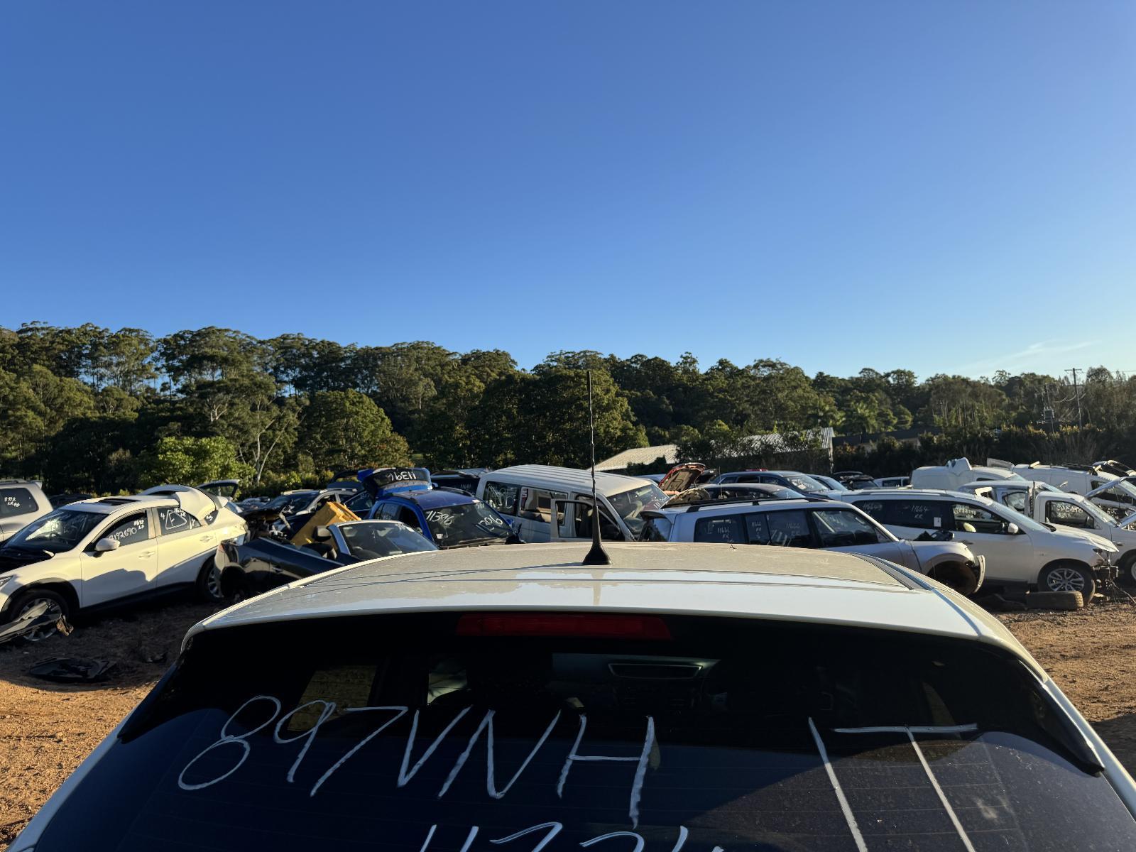 View Auto part Rear Spoiler NISSAN QASHQAI 2015