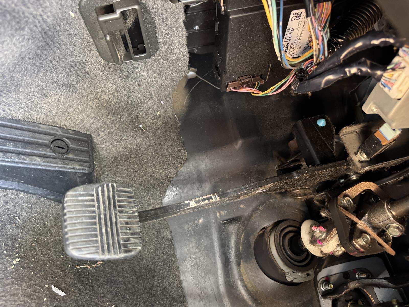 View Auto part Pedal Assembly NISSAN NAVARA 2010