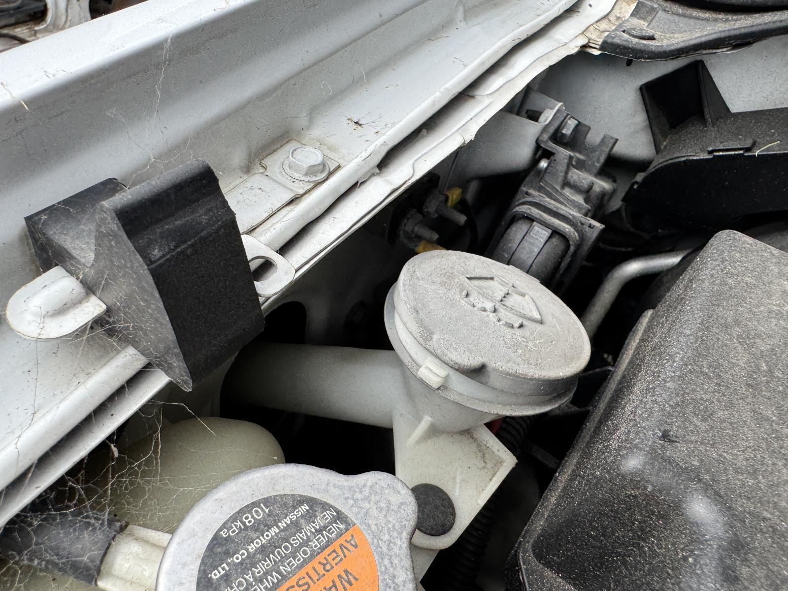 View Auto part Washer Bottle NISSAN NAVARA 2010