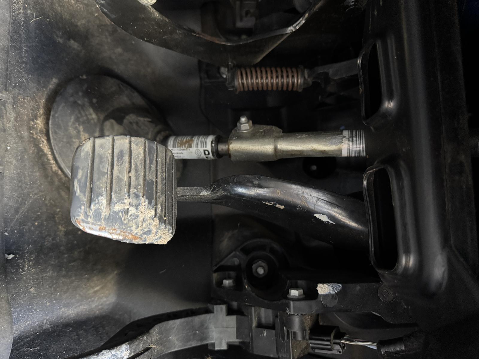 View Auto part Pedal Assembly RENAULT TRAFIC 2016