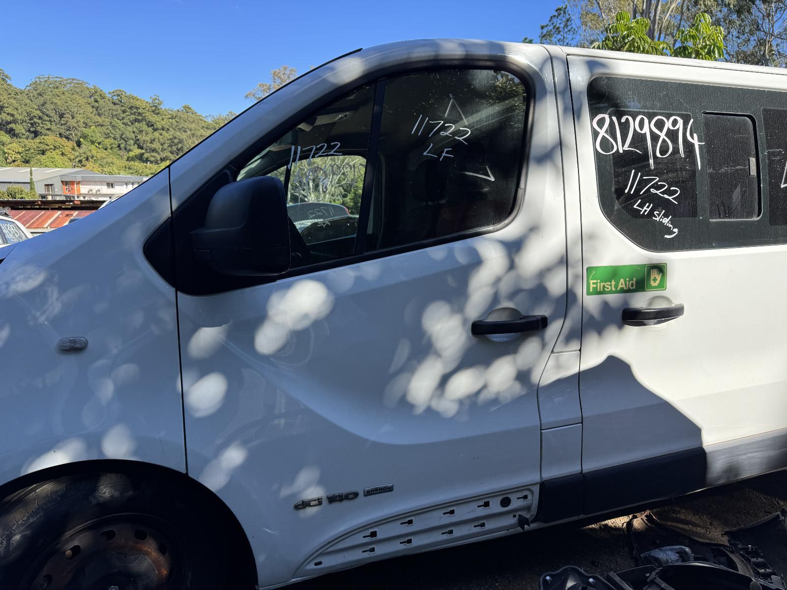 View Auto part Left Front Door RENAULT TRAFIC 2016
