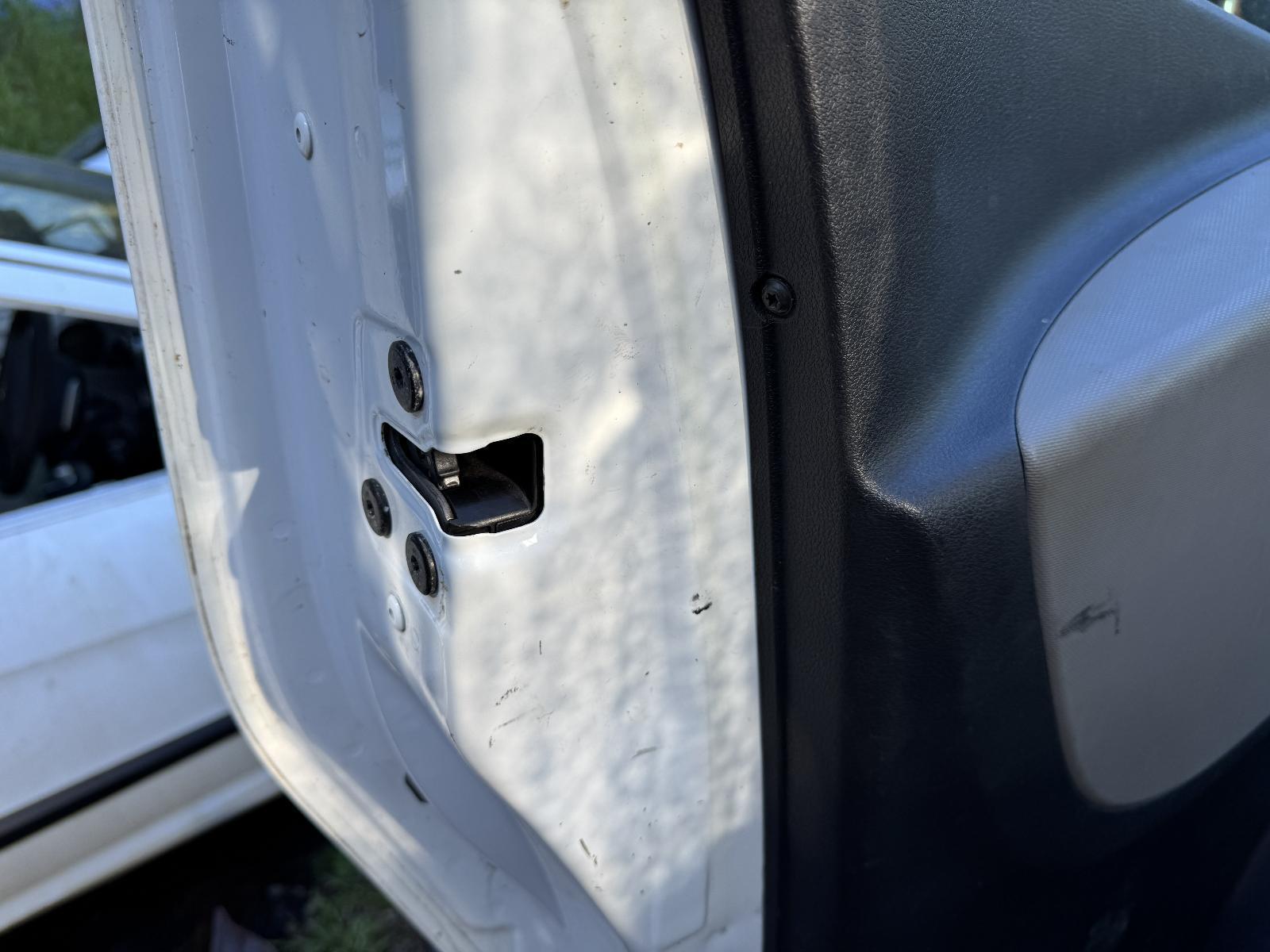 View Auto part Door/Boot/Gate Lock RENAULT TRAFIC 2016