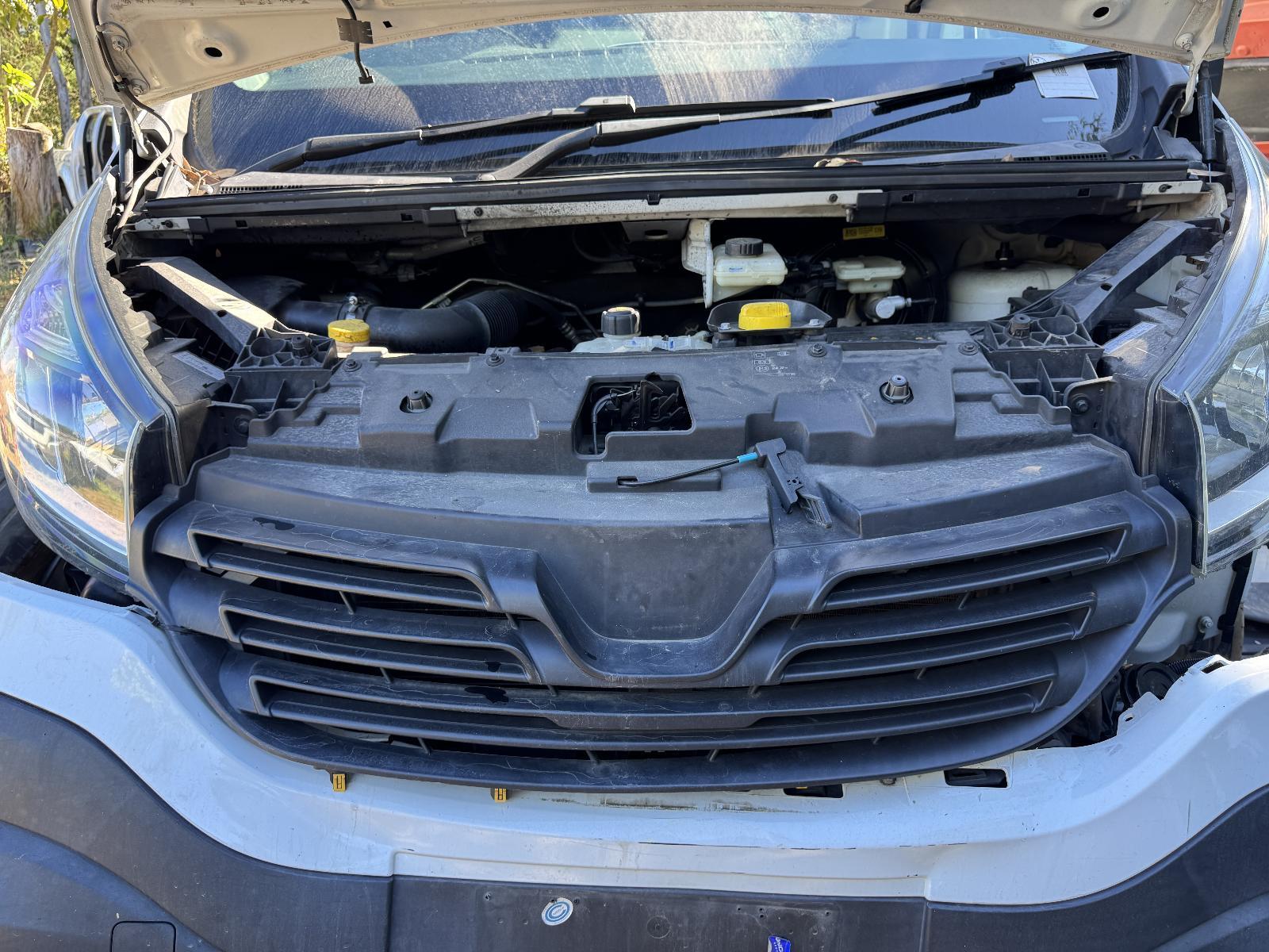 View Auto part Grille RENAULT TRAFIC 2016