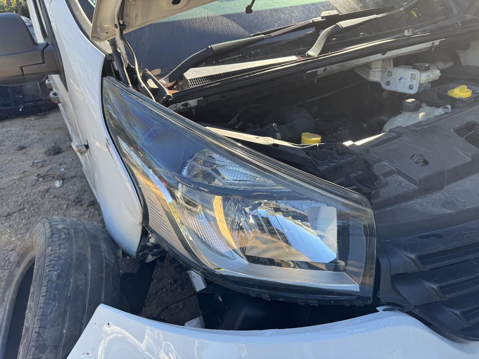 View Auto part Right Headlamp RENAULT TRAFIC 2016