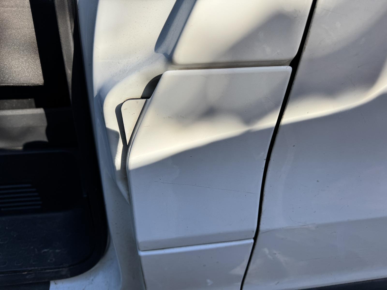 View Auto part Fuel Door / Filler RENAULT TRAFIC 2016