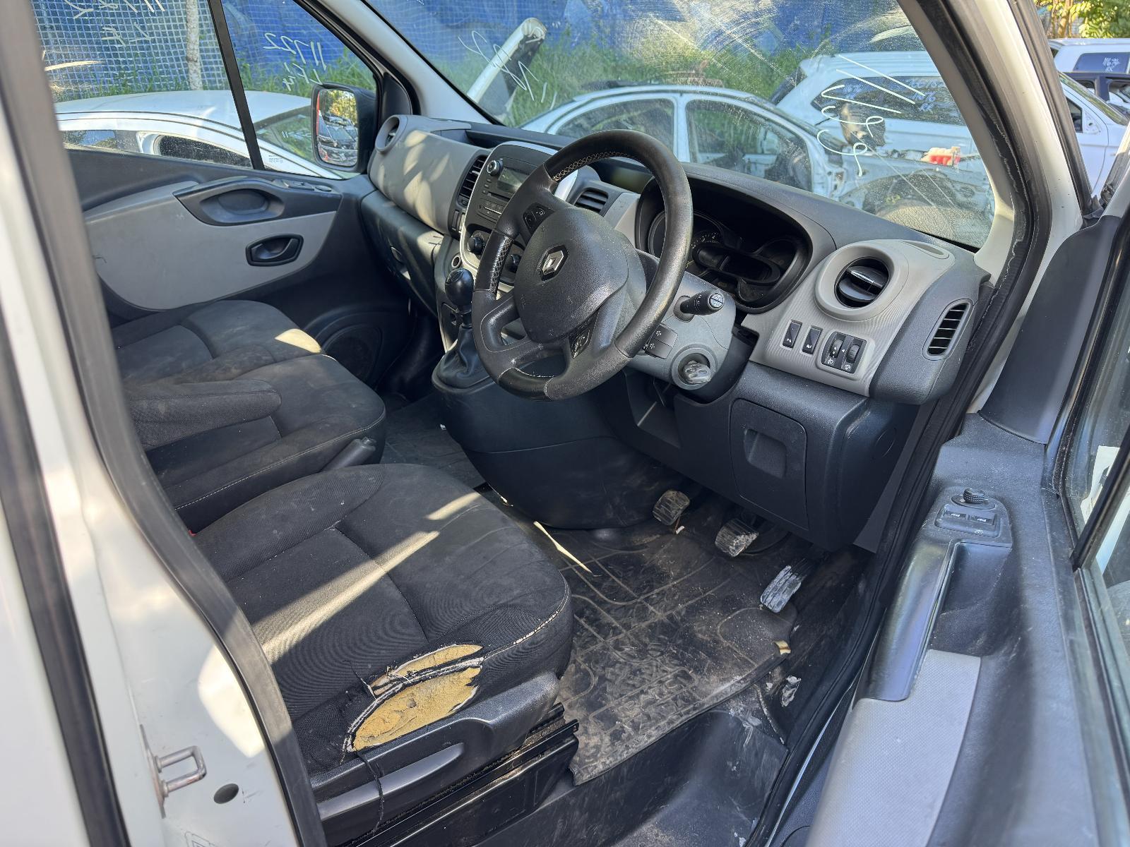 View Auto part Carpet RENAULT TRAFIC 2016