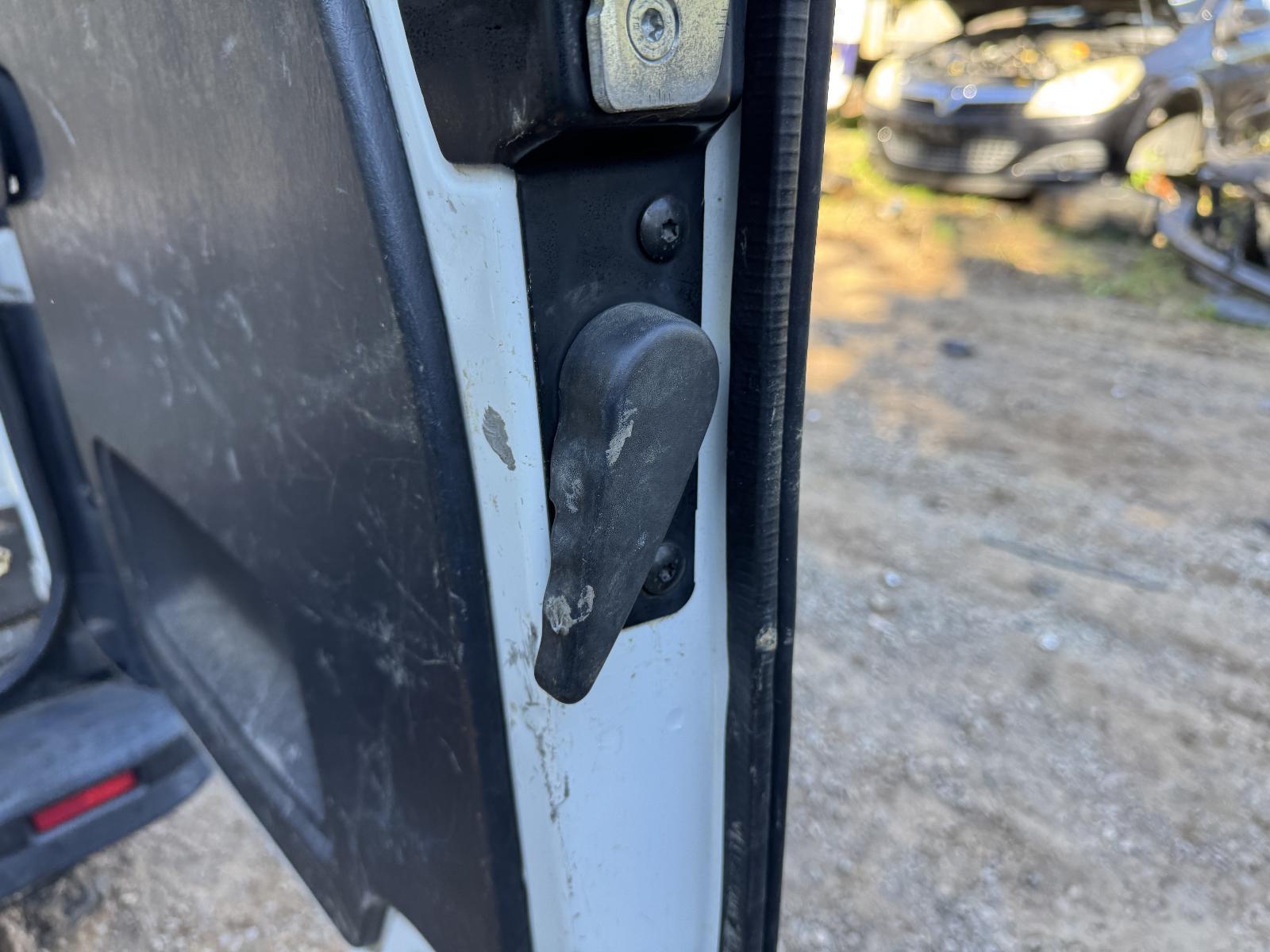 View Auto part Tailgate Handle RENAULT TRAFIC 2016
