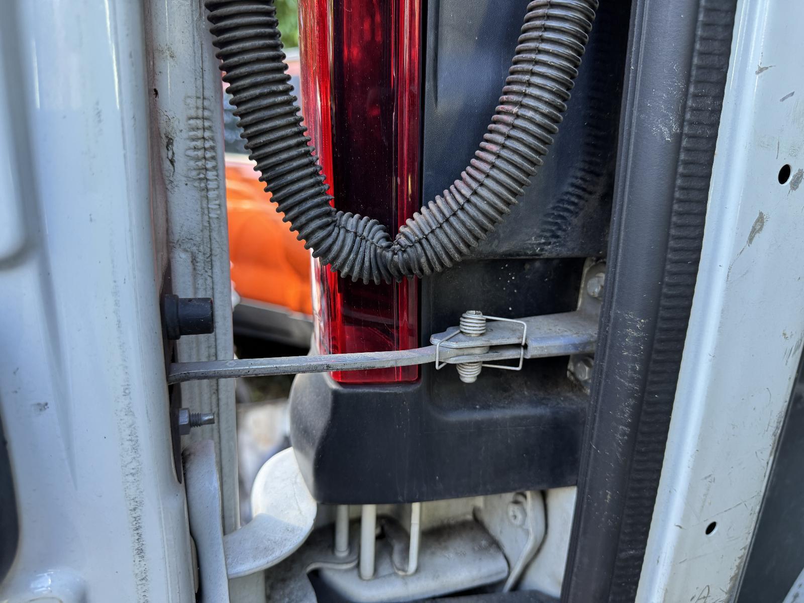 View Auto part Hatch Strut RENAULT TRAFIC 2016