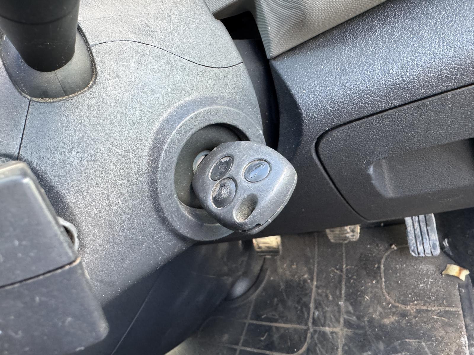 View Auto part Ignition W/ Key RENAULT TRAFIC 2016