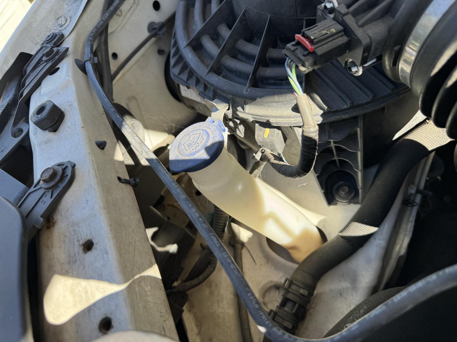 View Auto part Washer Bottle FORD RANGER 2015