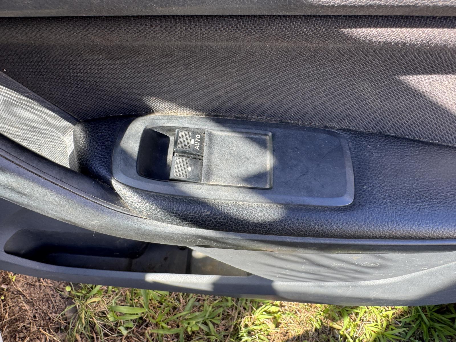 View Auto part Pwr Dr Wind Switch FORD RANGER 2015