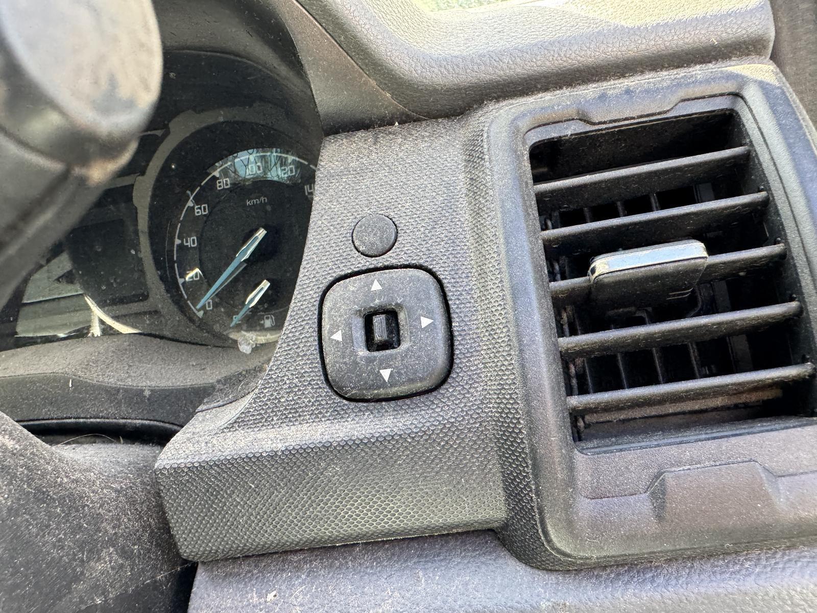 View Auto part Misc Switch/Relay FORD RANGER 2015