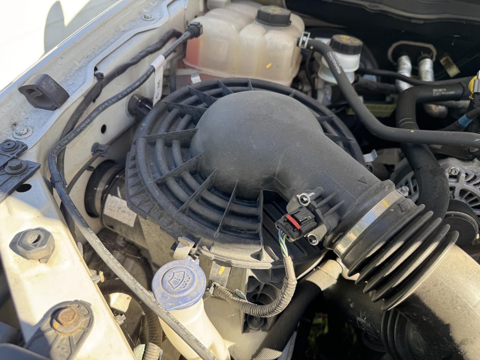 View Auto part Air Cleaner/Box FORD RANGER 2015
