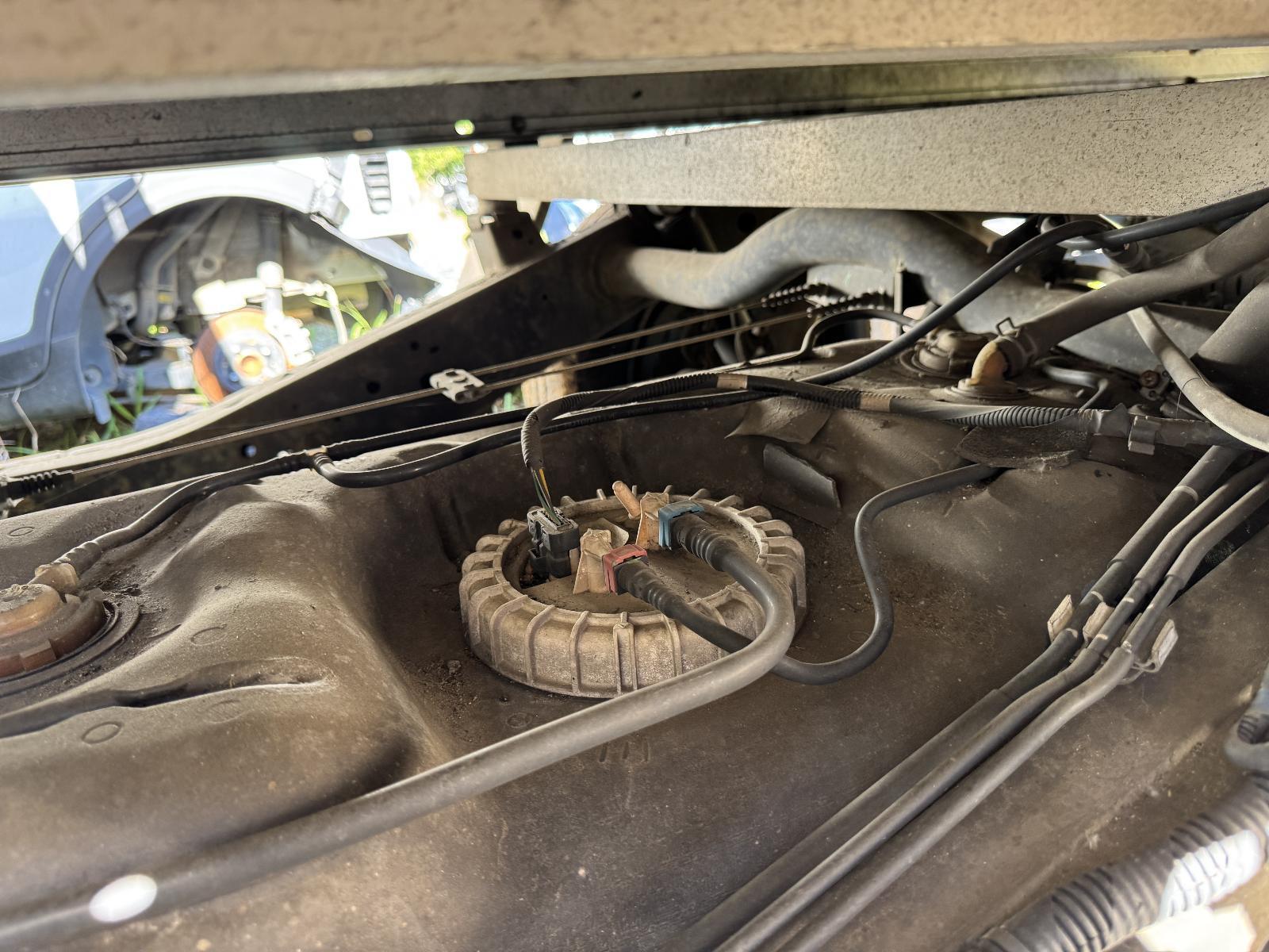 View Auto part Fuel Pump FORD RANGER 2015